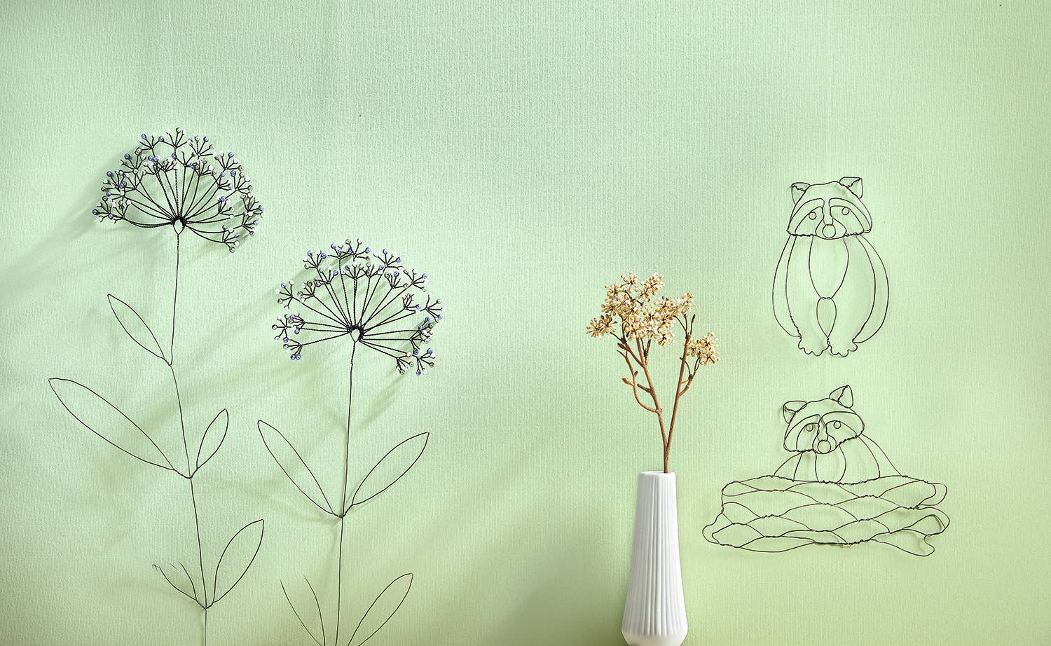 Whimsical Wire: 26 Delightful Projects to Create