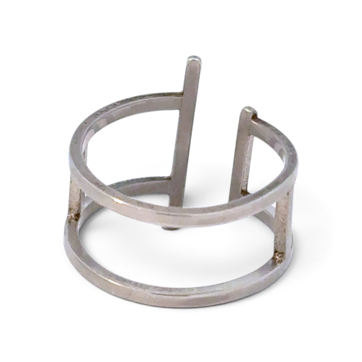 Madeleine Moore: Fences Ring, Size 5.75