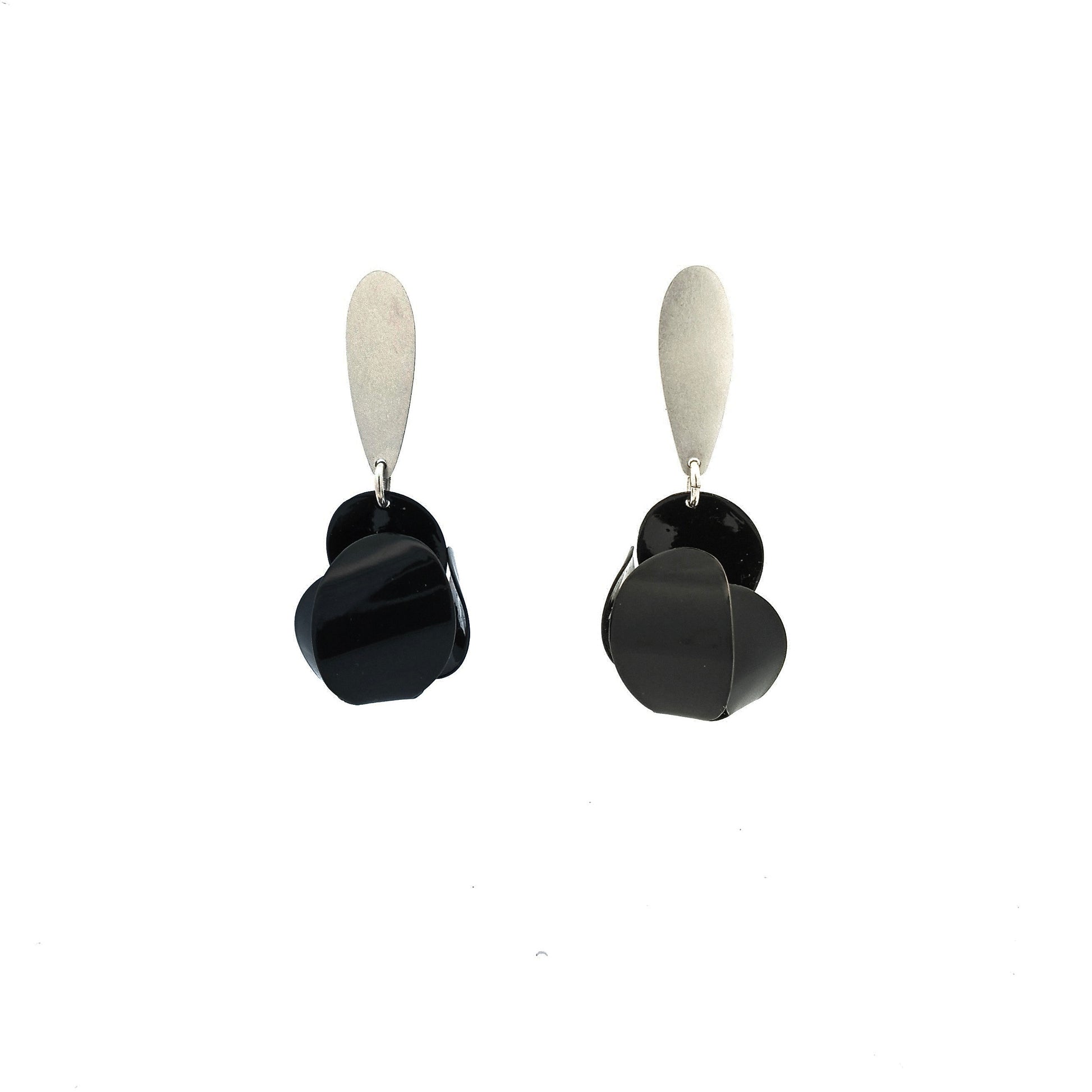 Ashley Buchanan: 2 piece Bloom Baulble Earrings, Silver/Black