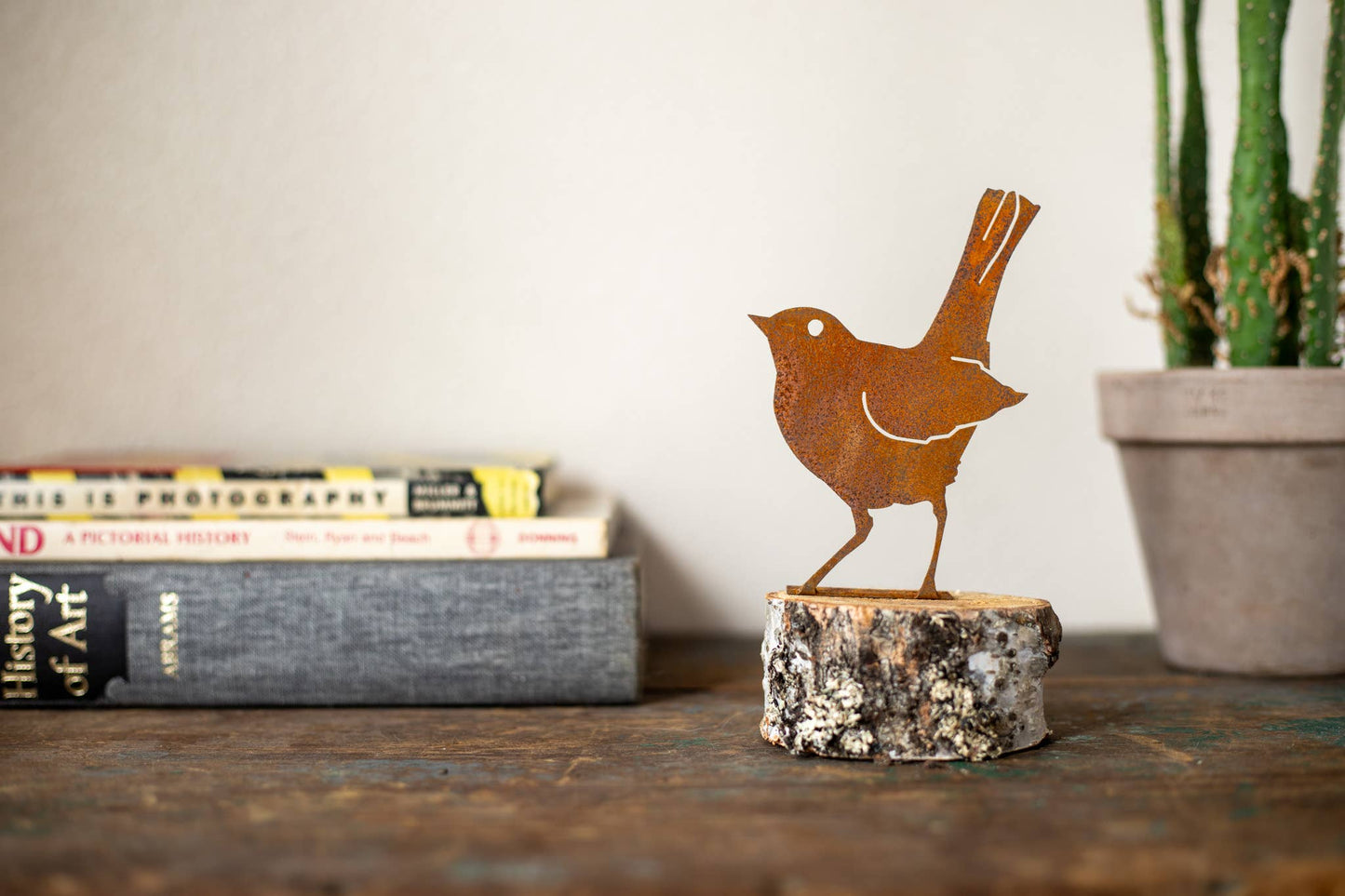Elegant Garden Design - Baby Robin Tab