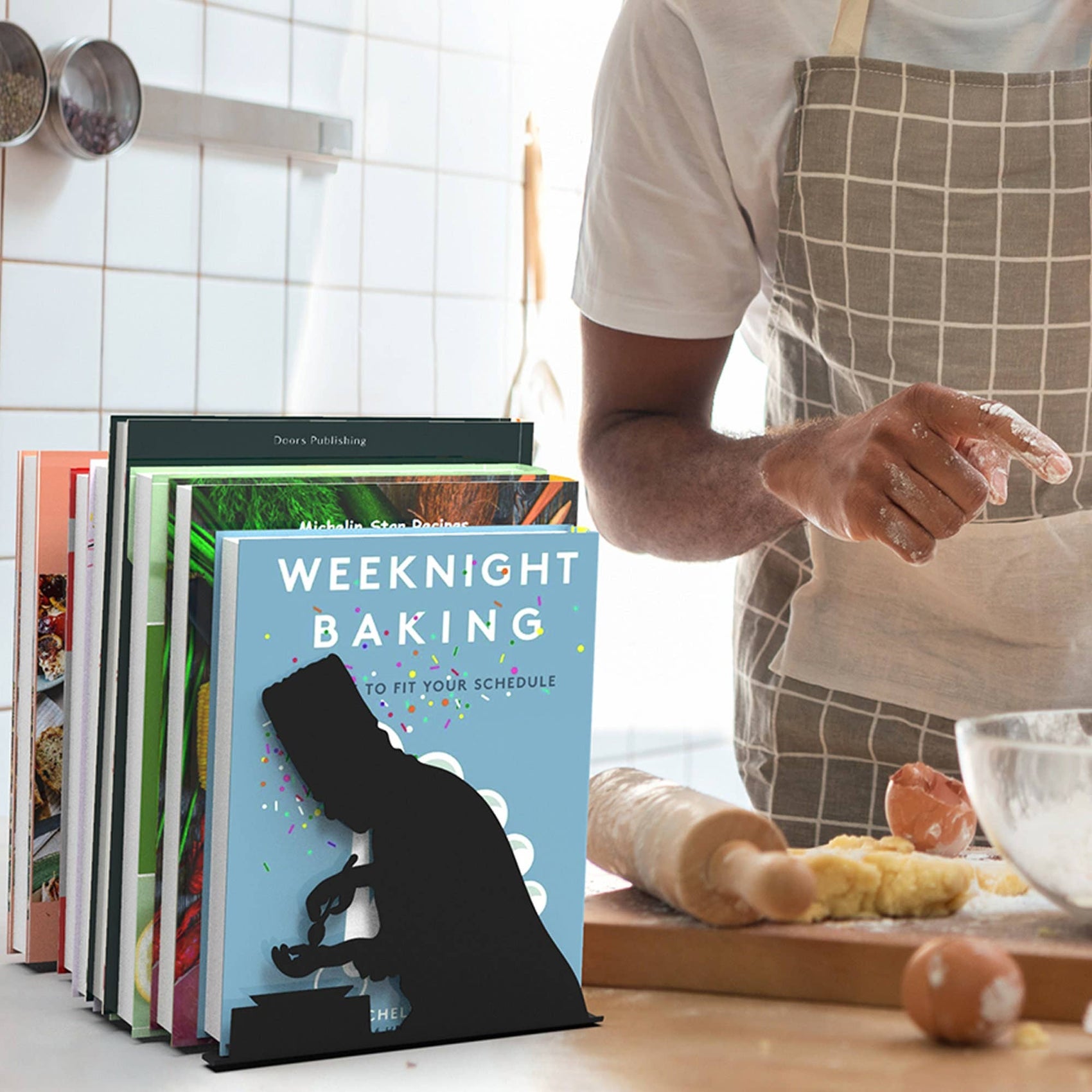 Artori Design LLC - Chef Laser-Cut Metal Bookends for Cookbooks Regular