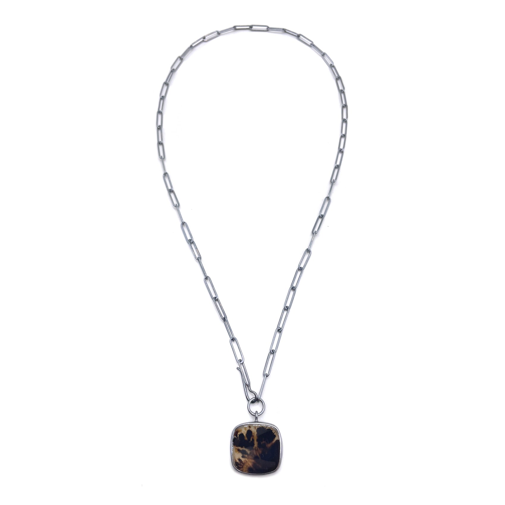 Emily Rogstad: Montana Agate Lariat Necklace